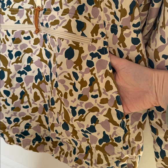 Women’s L.L. Bean Insulated Anorak - Picture 4 of 8